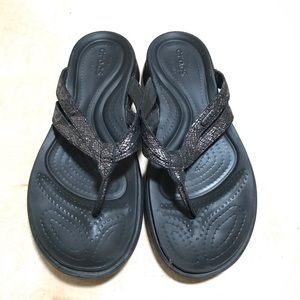Crocs Metallic Black Sandals Size 11